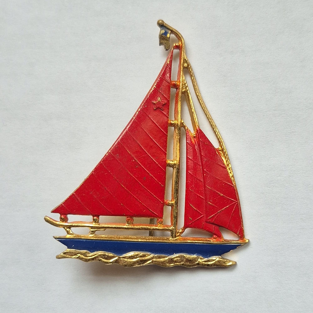 Vintage Sailboat Brooch